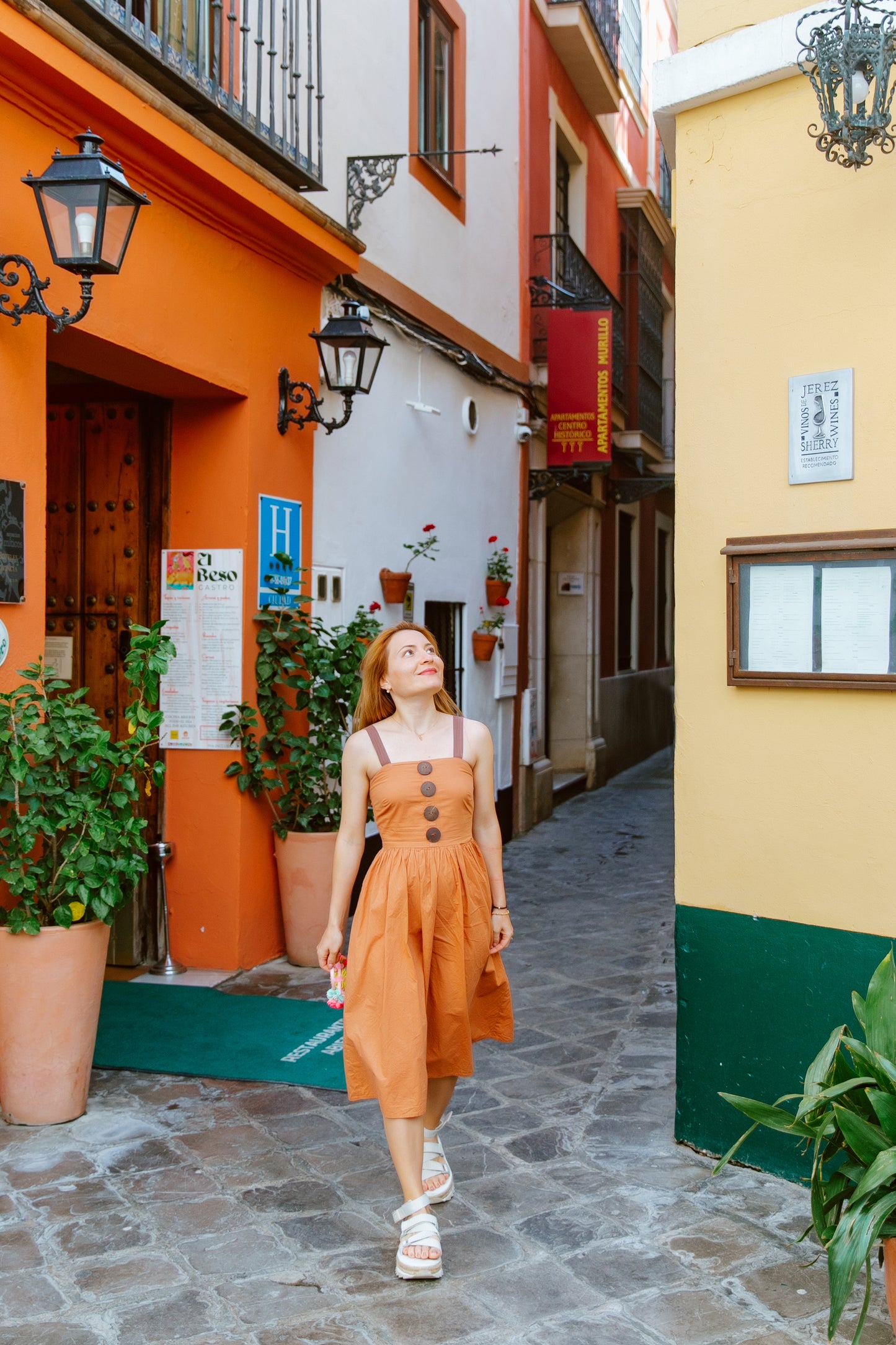 BARRIO SANTA CRUZ (OLD TOWN)