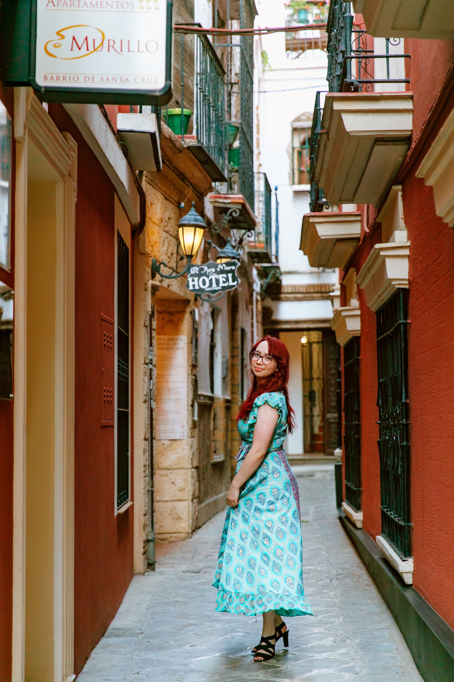 BARRIO SANTA CRUZ (OLD TOWN)