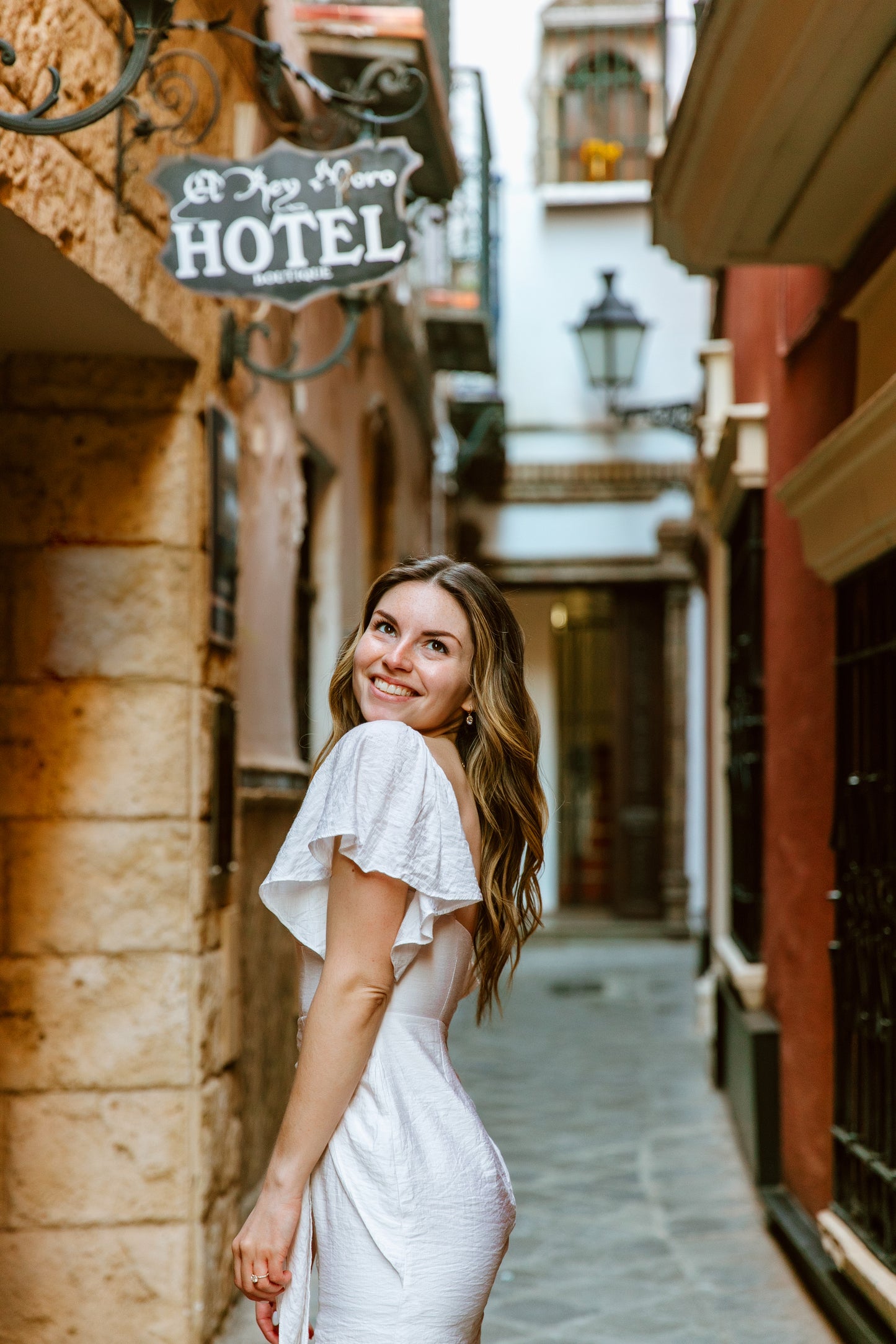 BARRIO SANTA CRUZ (OLD TOWN)