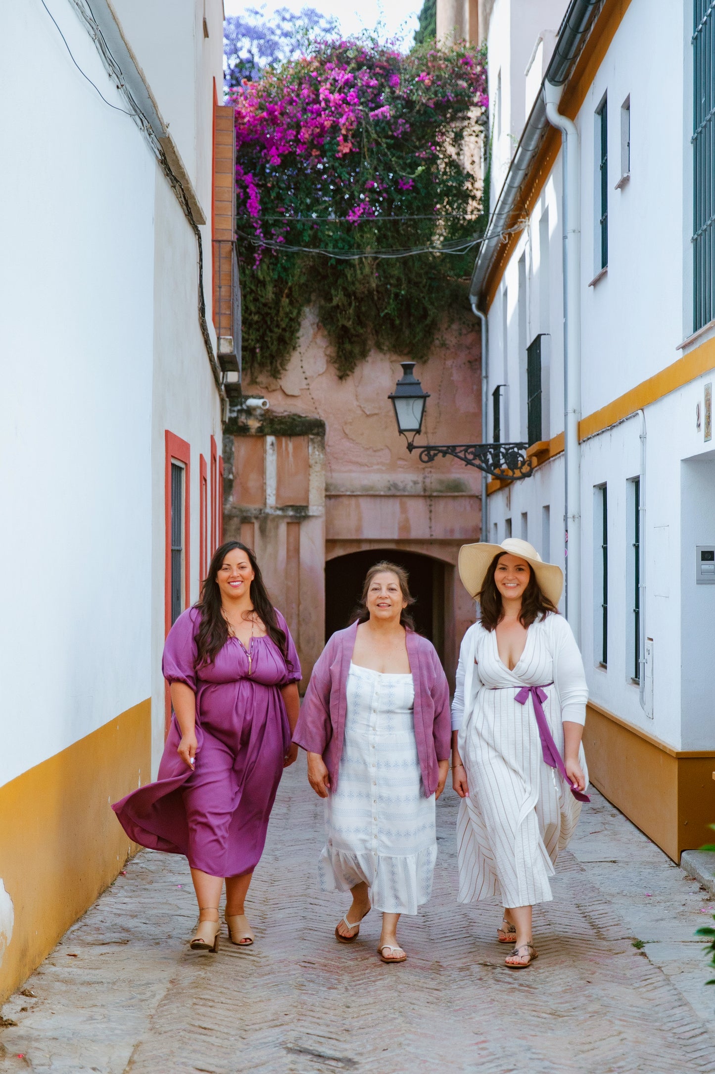BARRIO SANTA CRUZ (OLD TOWN)